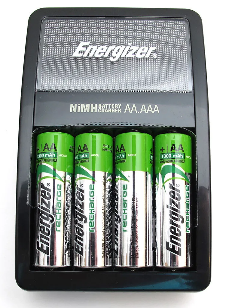 AA / AAA NiMH Battery Charger