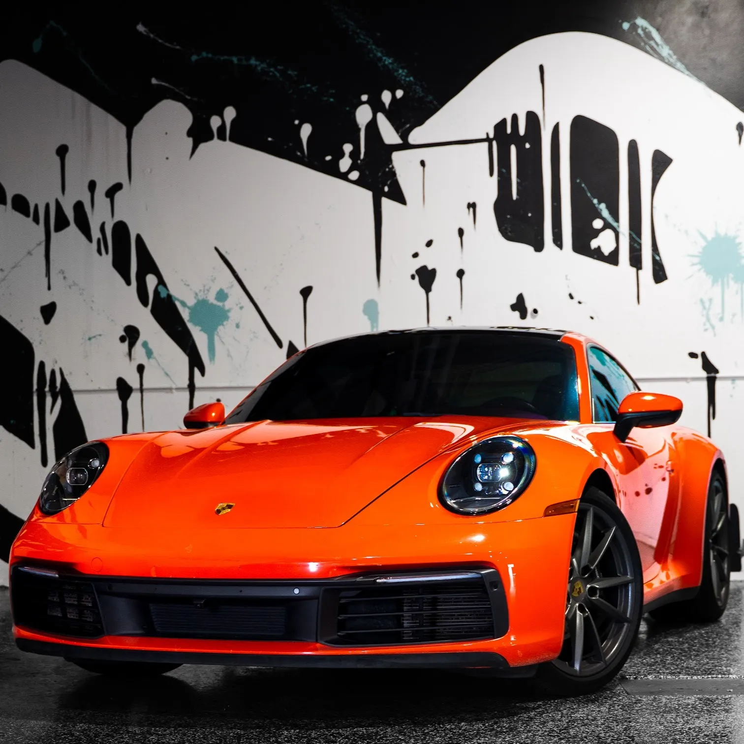 2021 Porsche 911 Carrera - Orange