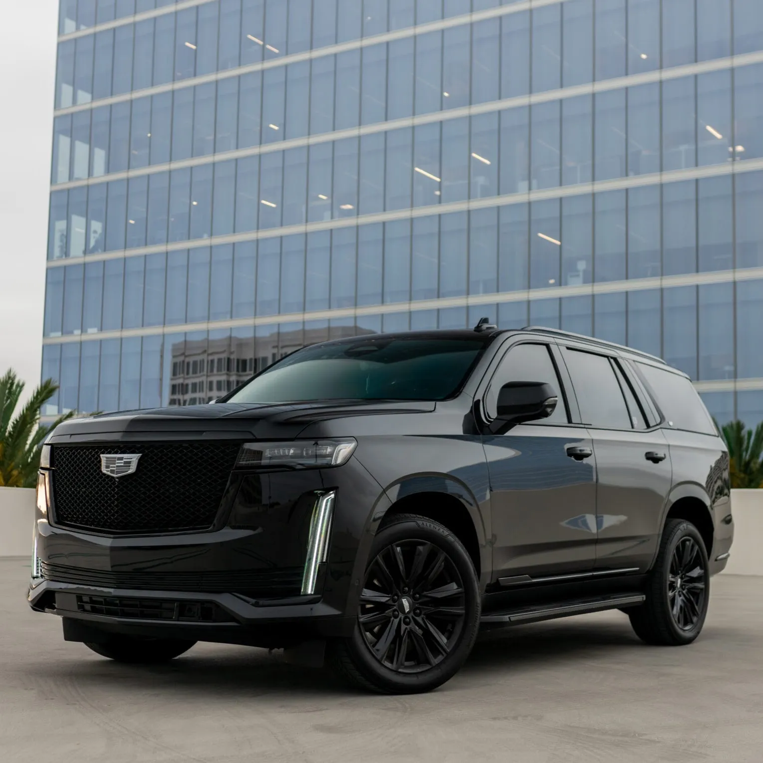 Cadillac Escalade - Black