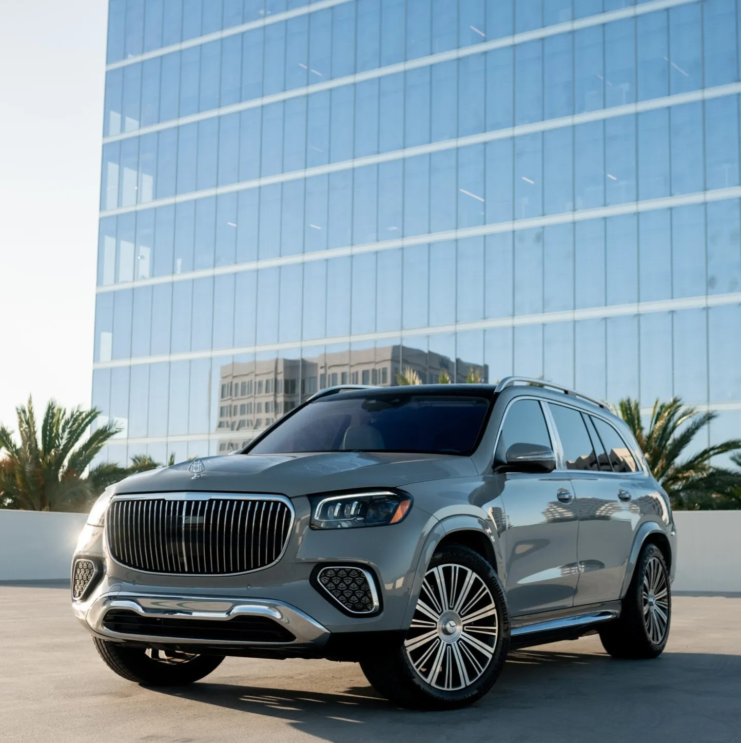 Mercedes Benz Maybach GLS600 - Gray