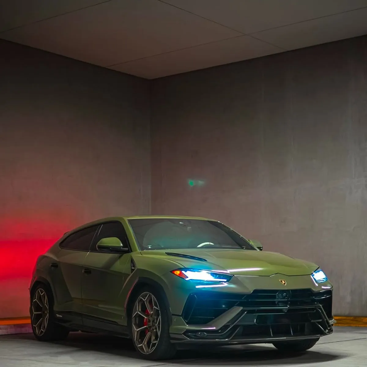 2024 Lamborghini Urus Performante - Matte Army Green