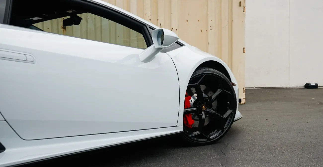 2023 Lamborghini Huracán Evo - White