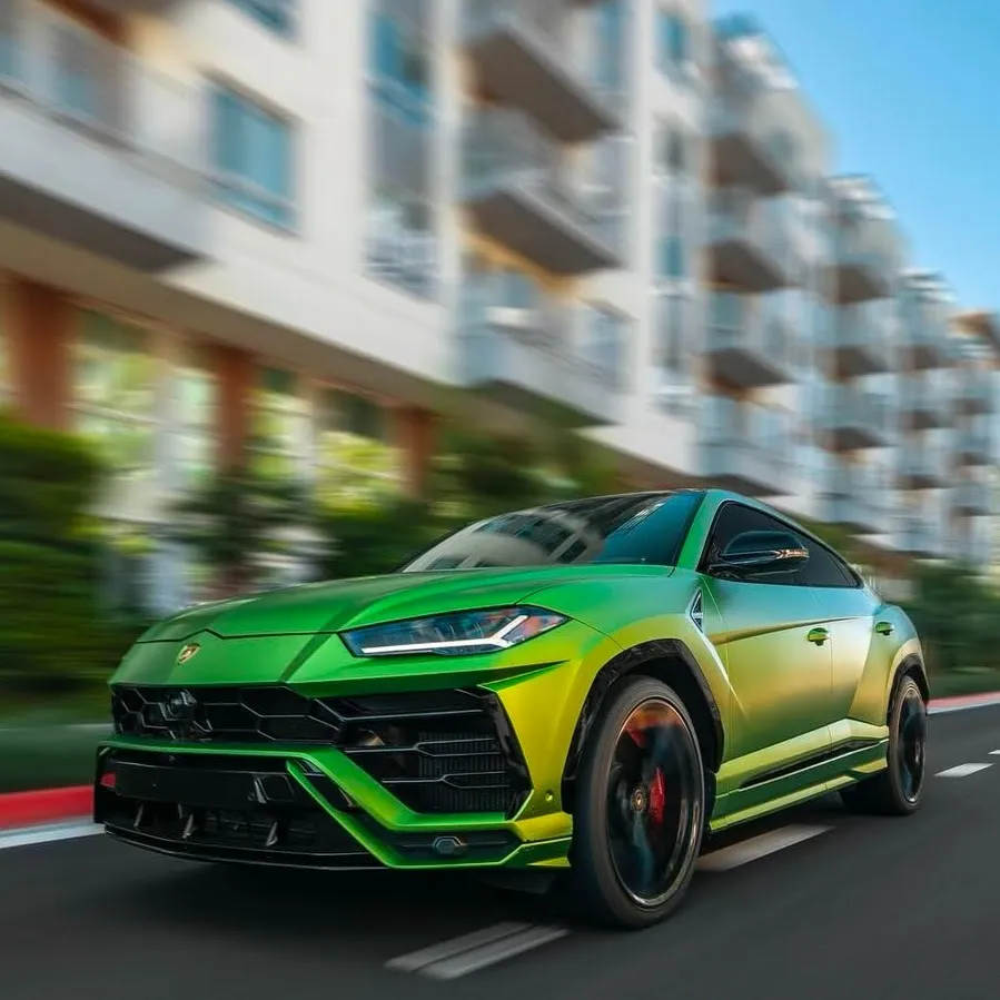 Lamborghini Urus - Green