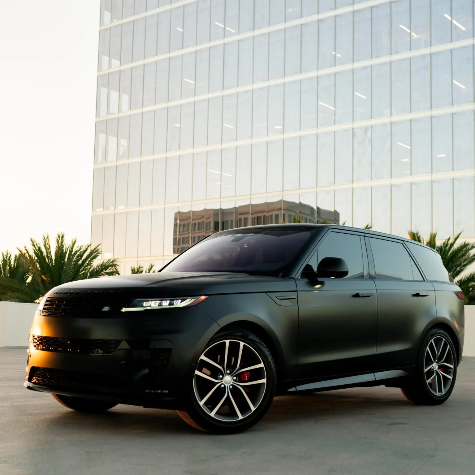 Range Rover Sport - Matte Black
