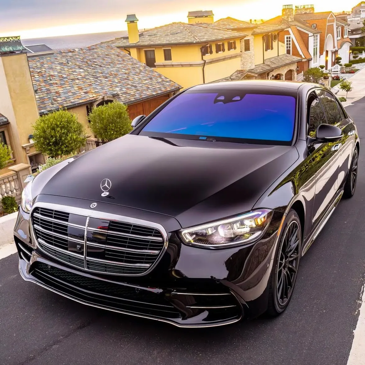2023 Mercedes Benz S580 - Black