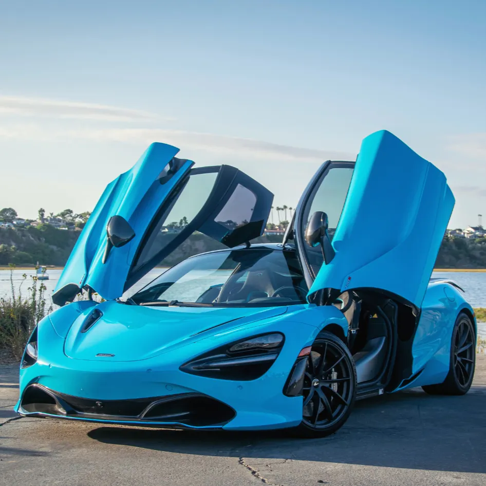 2022 McLaren 720s - Teal Blue