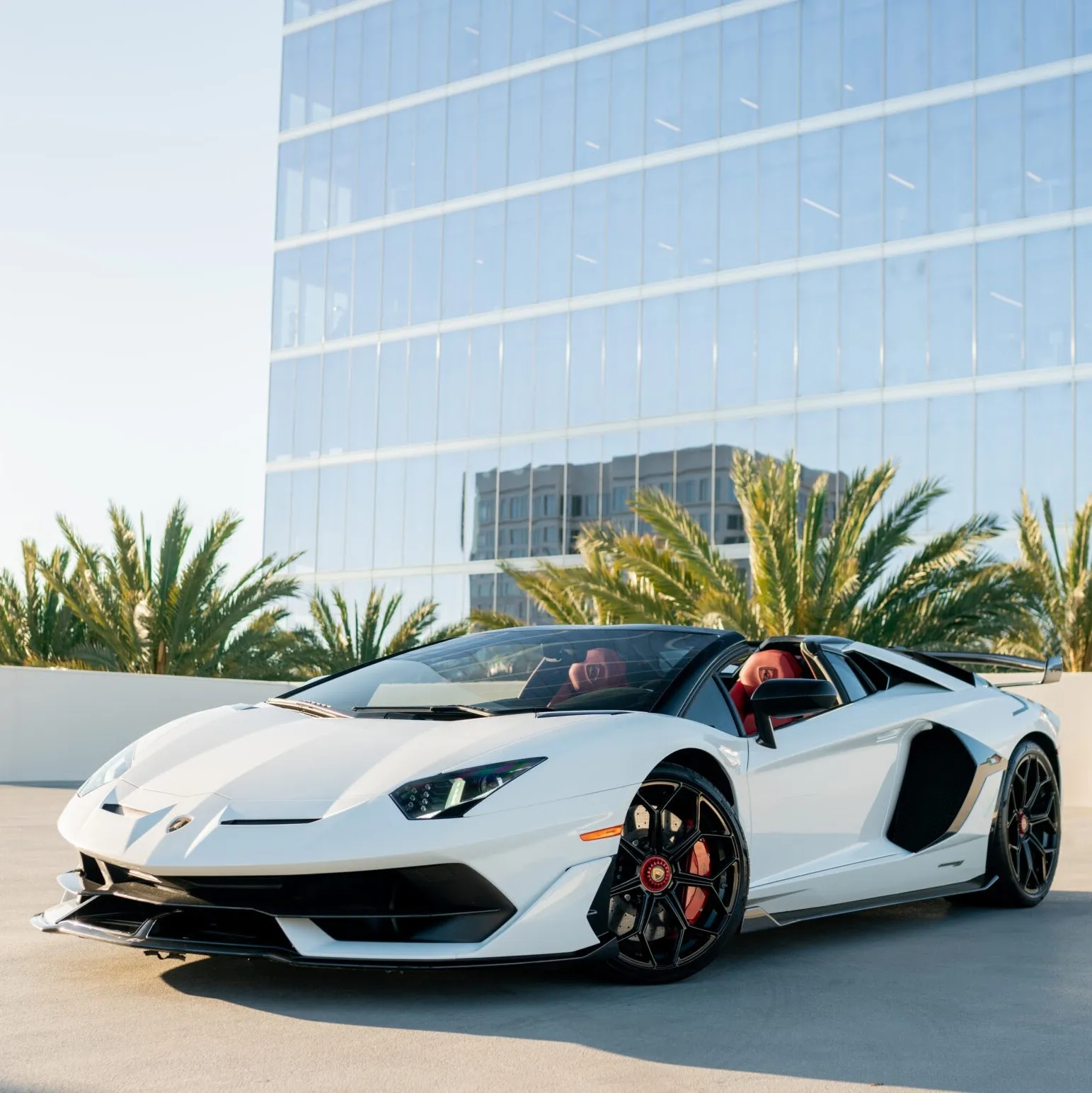 Lamborghini Aventador SVJ Roadster - White
