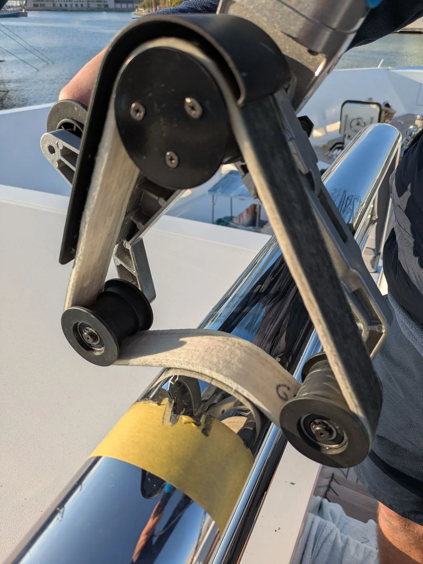 Stainless polishing bundle