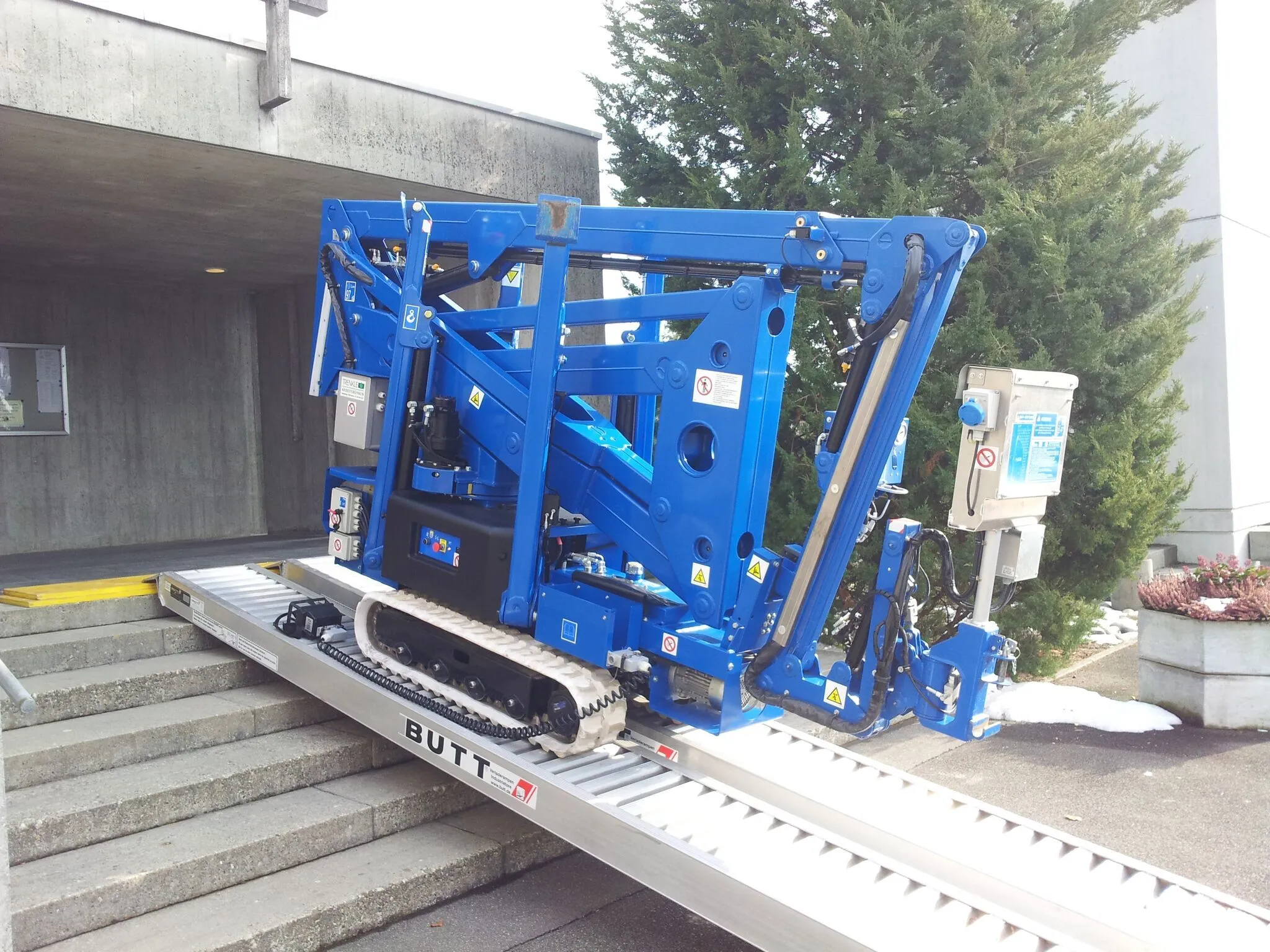 2 Aluminium Verladeschienen Butt AVS 170-7