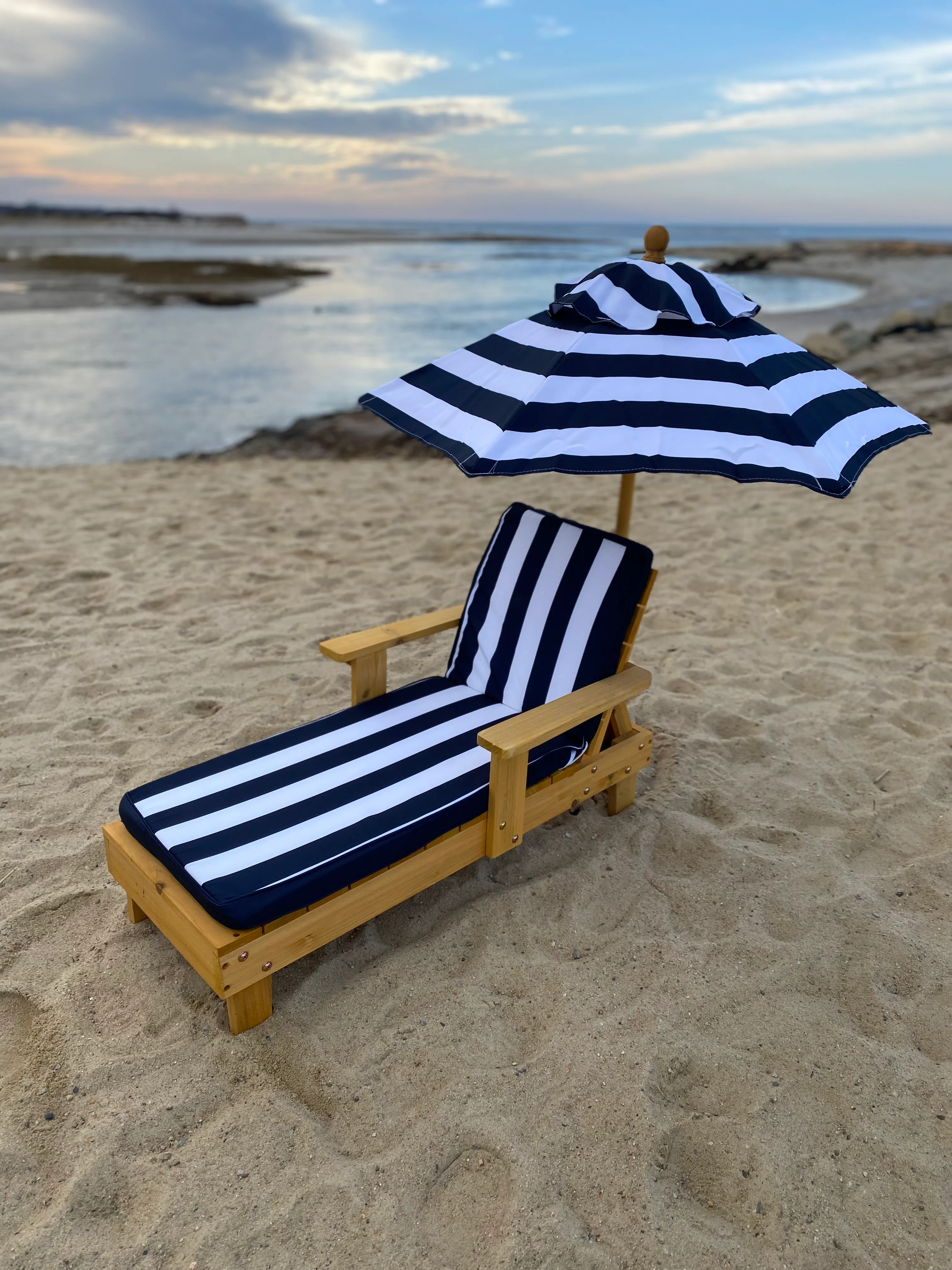 Child Single Lounge Chair with Umbrella (Ages 1-8)