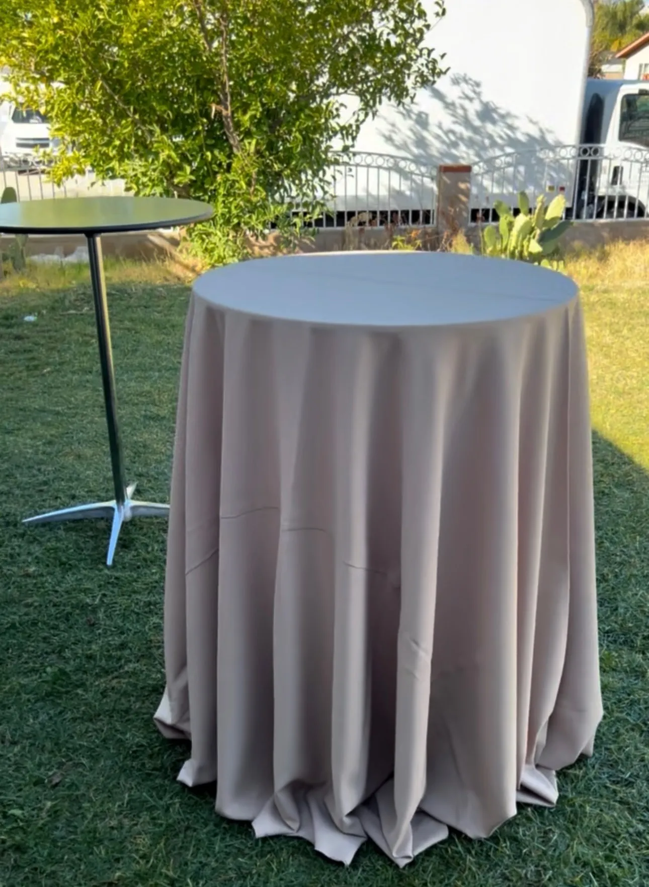 Polyester Draping Linen For Cocktail Table