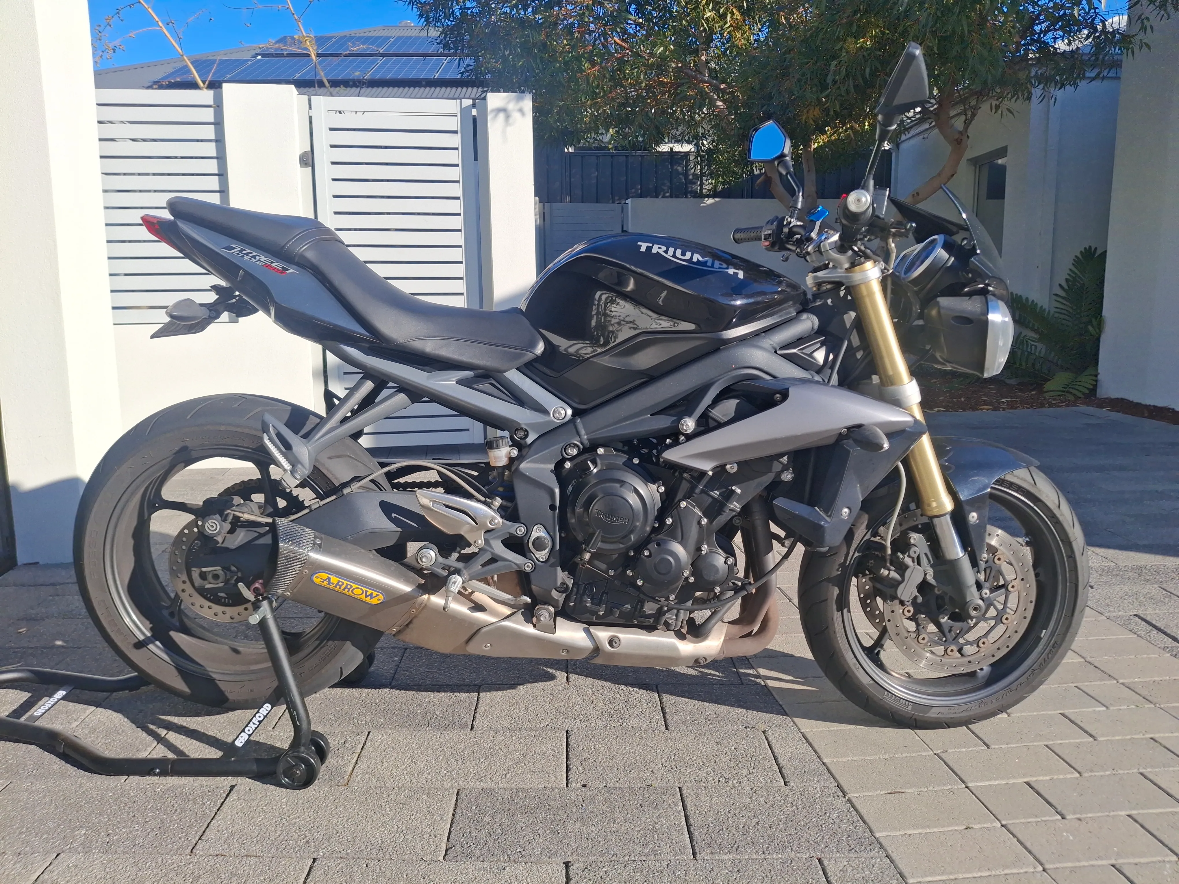 Triumph Street Triple 660
