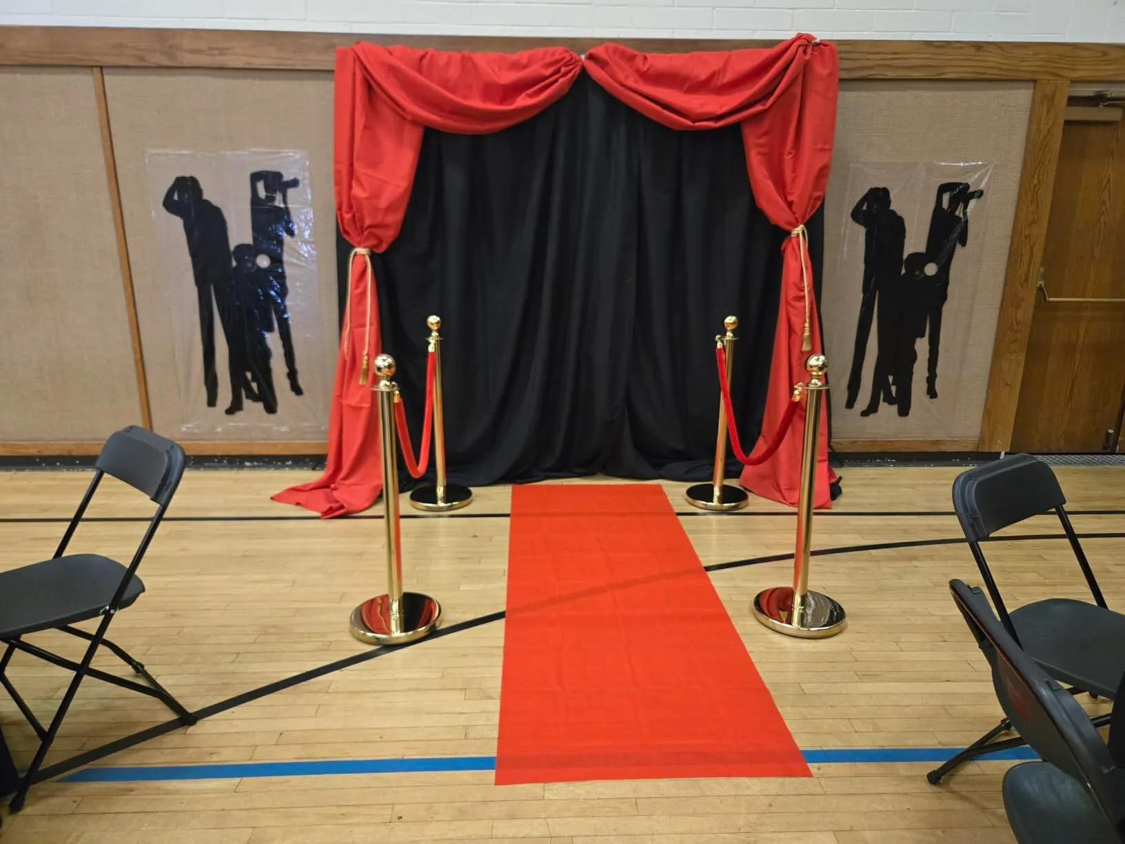 Stanchion Poles w/ Velvet Ropes ( 2 Poles & 1 Velvet Rope )