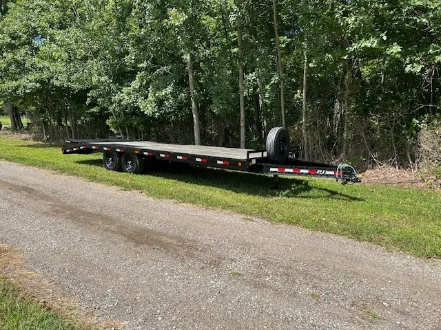 8.5 X 24 14K FLATBED TRAILER