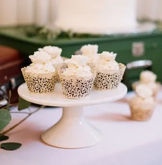 White Cake Stand