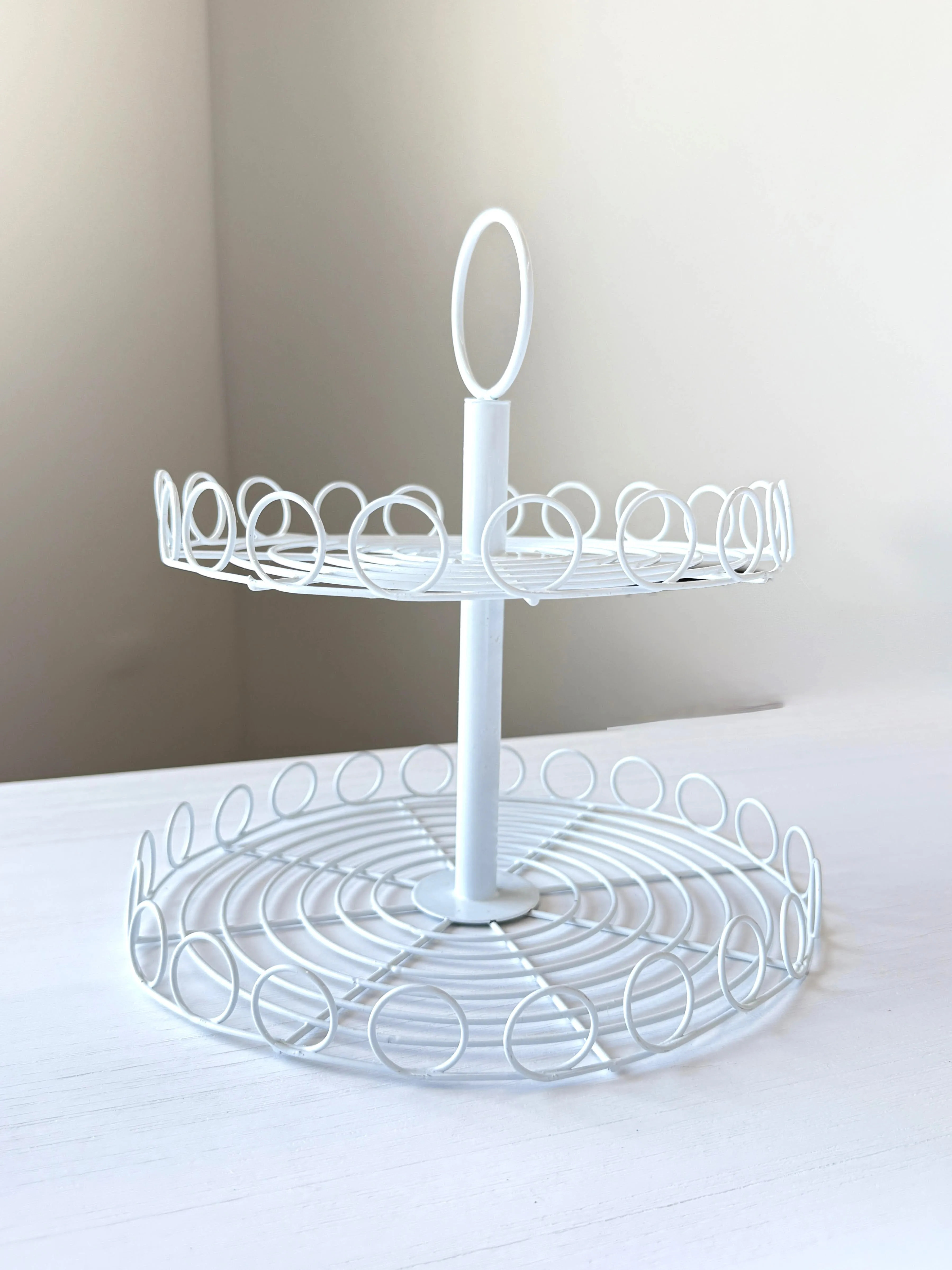 White Cupcake stand