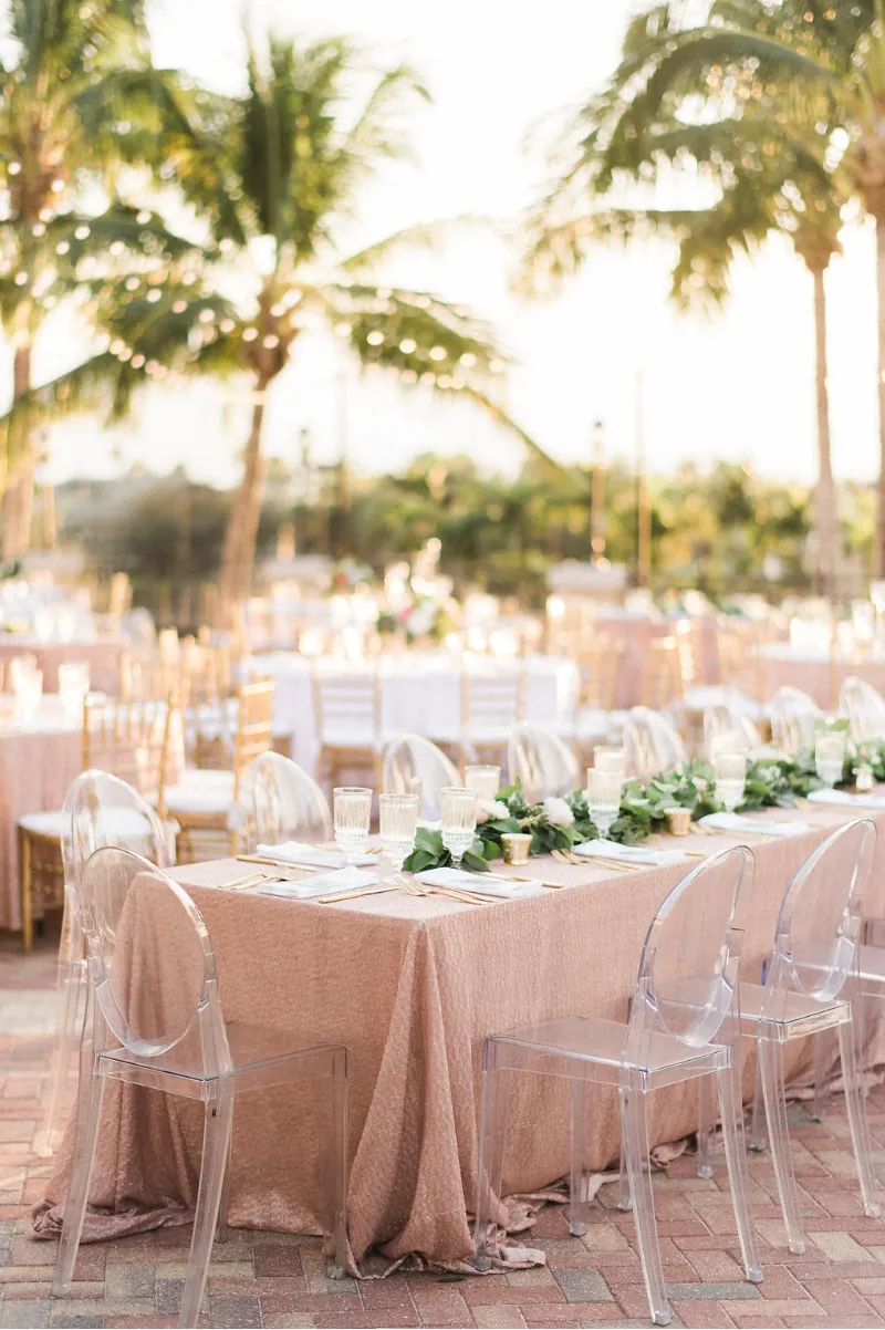 Dining Tables & Chairs