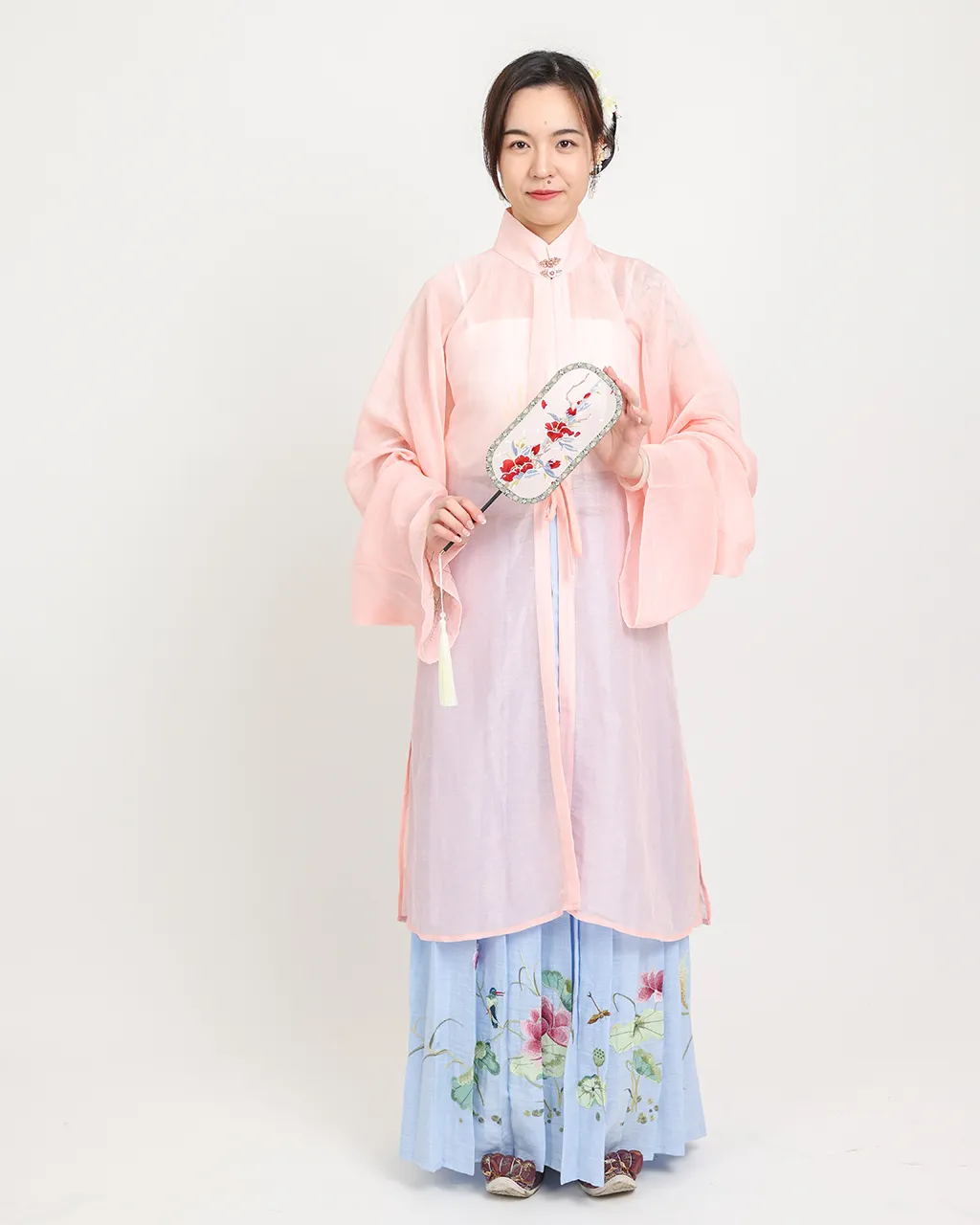 Lotus flower embroidery pink top and blue skirt set  荷花绣花对襟纱衫褶裙套装