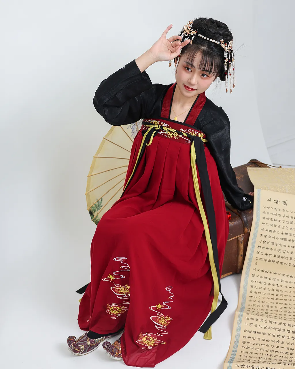 Spider lily motif Qixiong dress 彼岸花齐胸裙