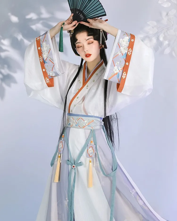 White wide sleeve skirt set  晋制衫裙 