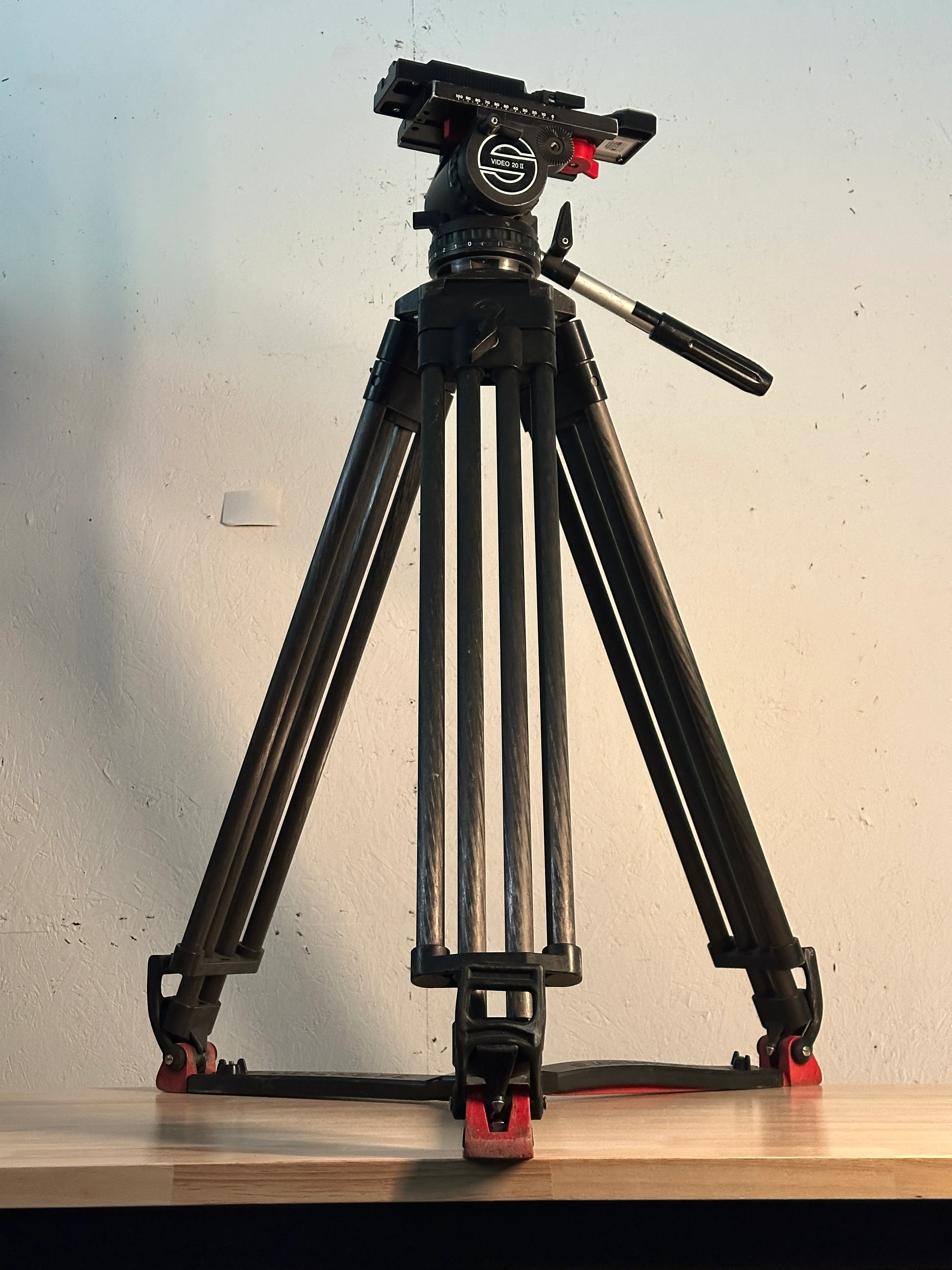 Sachtler V20 II 100MM CARBON STATIEF