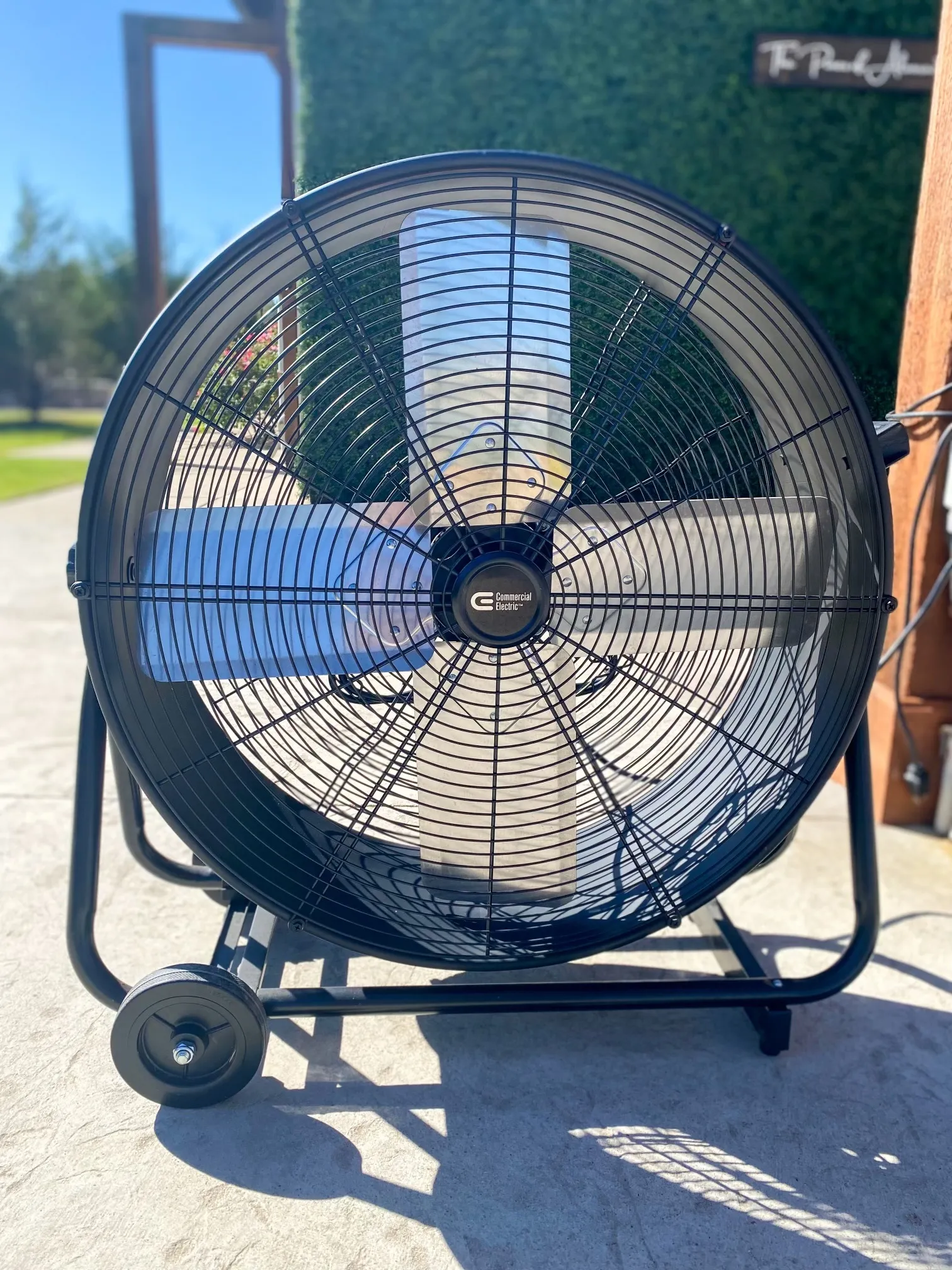 24" Heavy Duty Drum Fan 