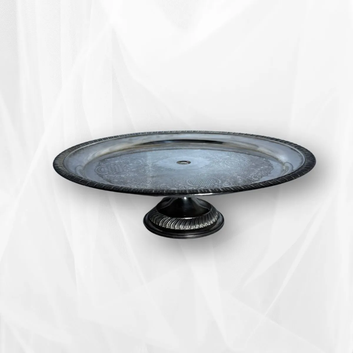 Silver Cake Riser