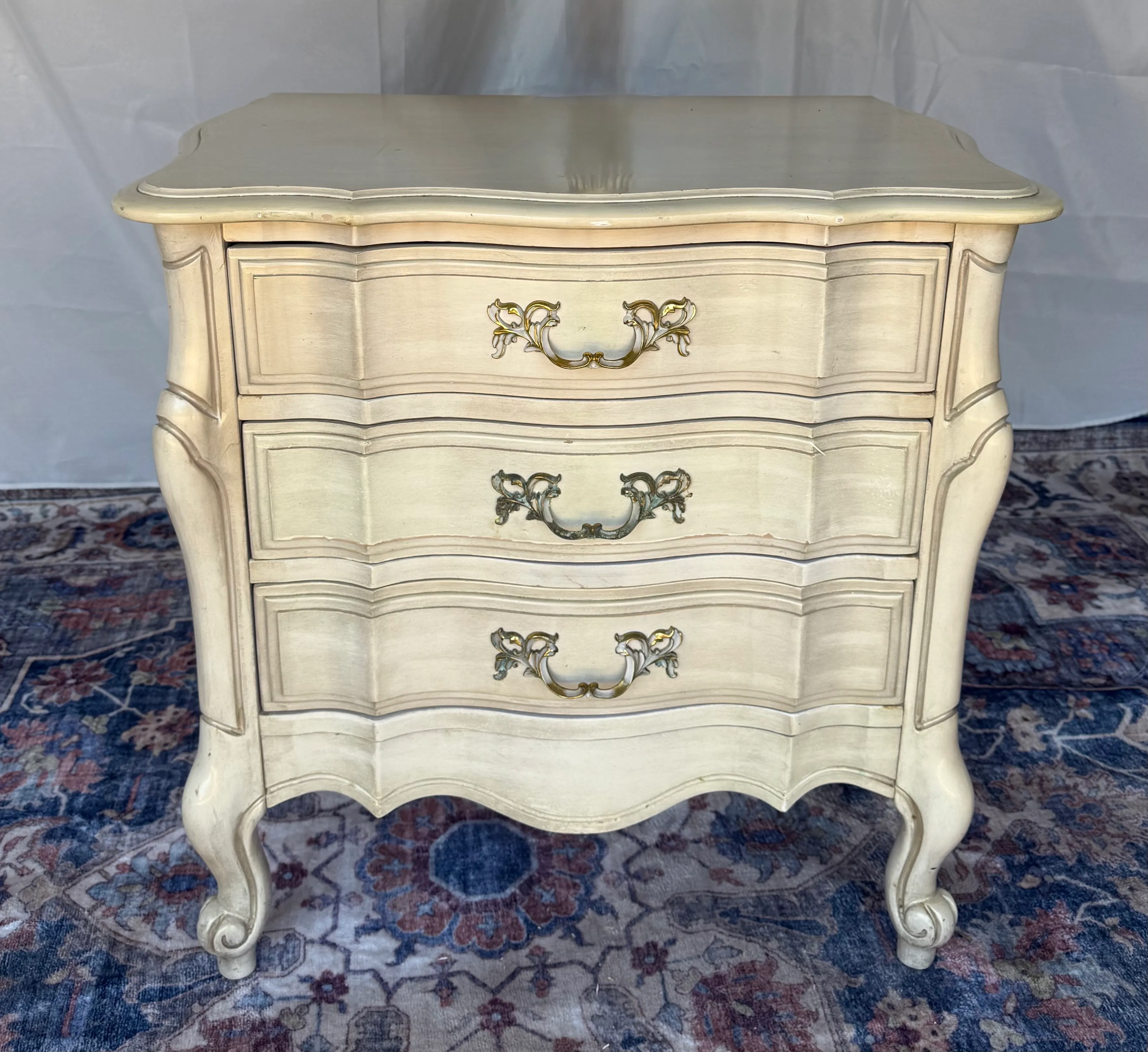 Le French Chic Dresser