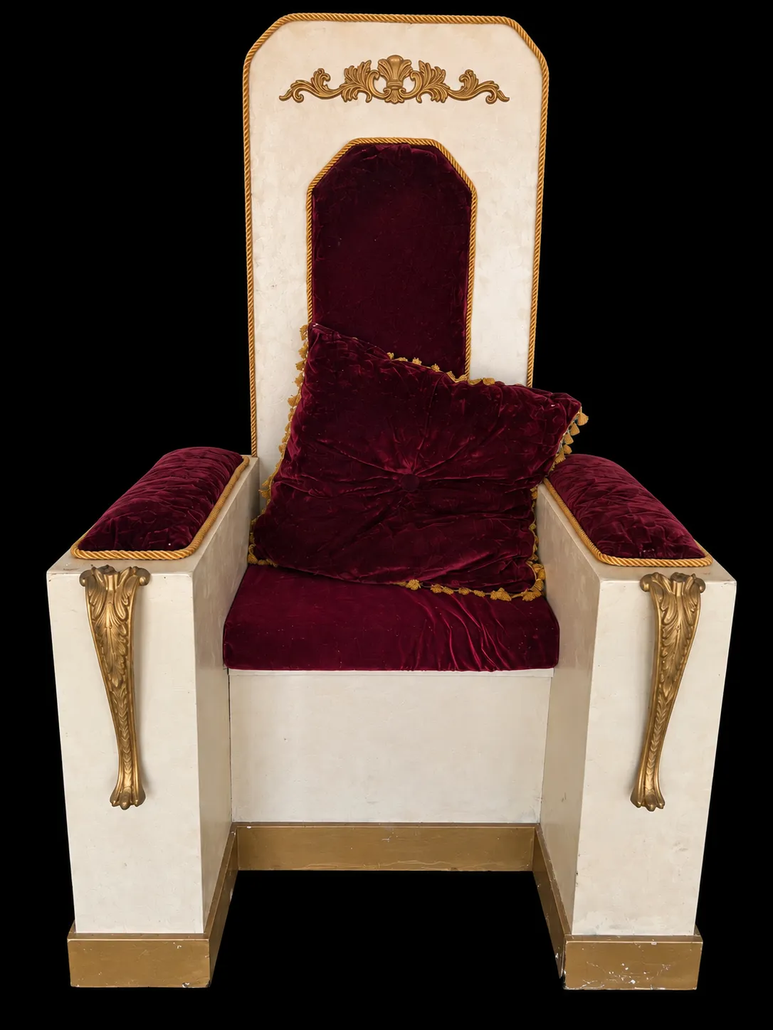 Giant Throne Chair