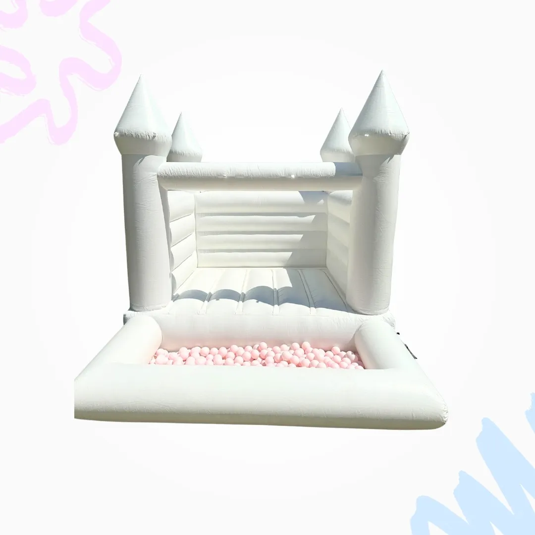 Bouncehouse with ballpit