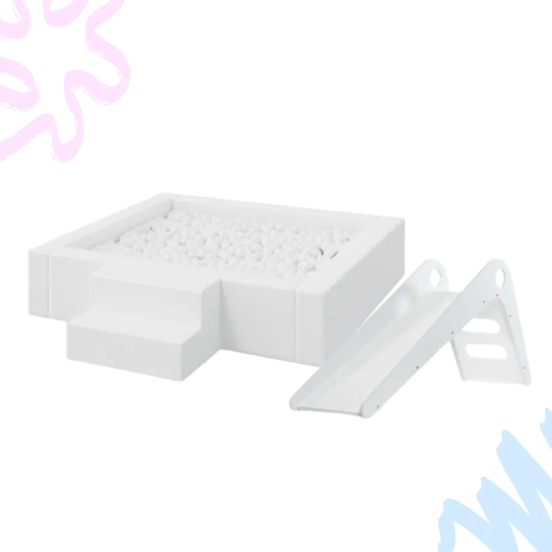 6.5x 6.5' Ball Pit & Slide