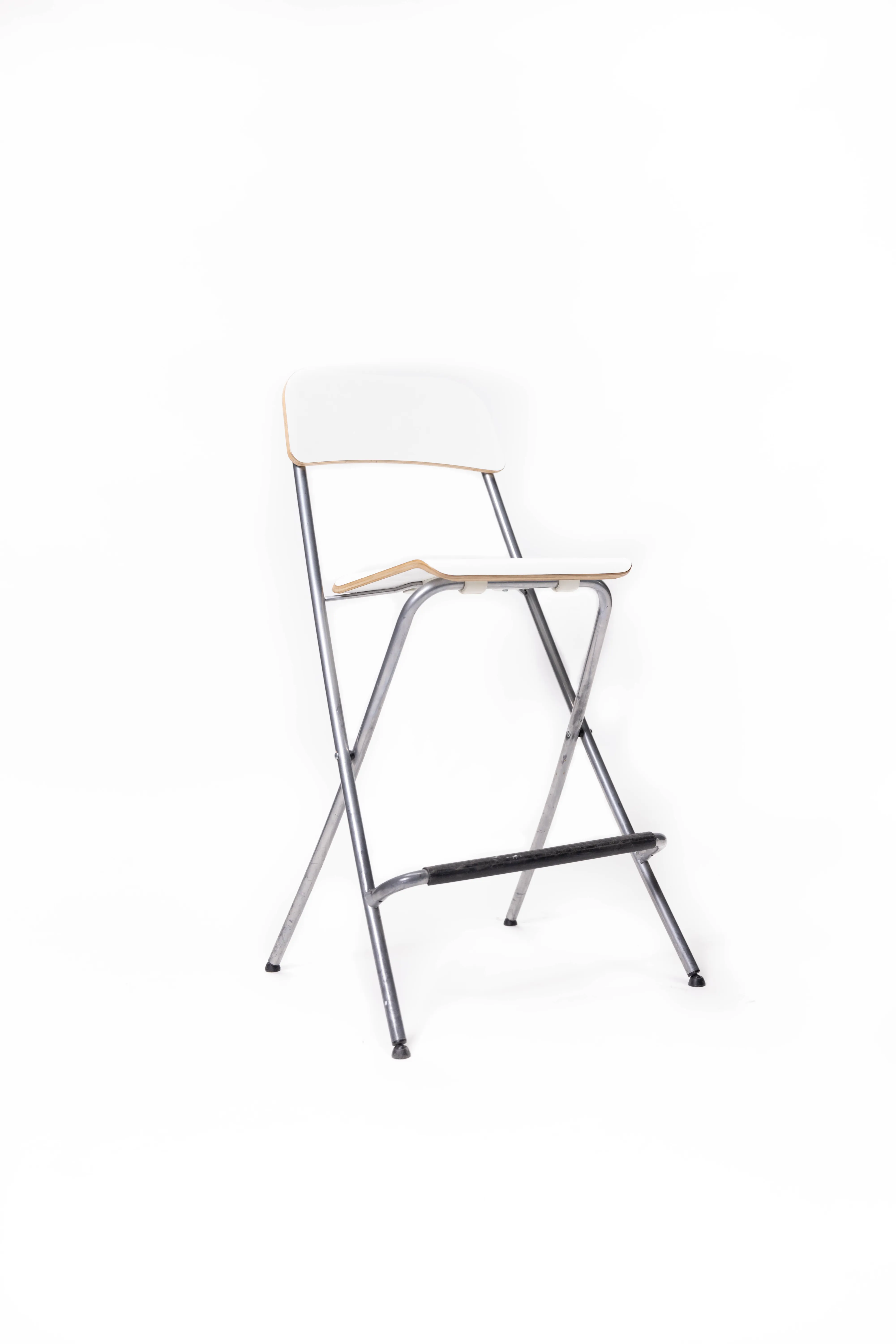 White Wood Foldable Chair