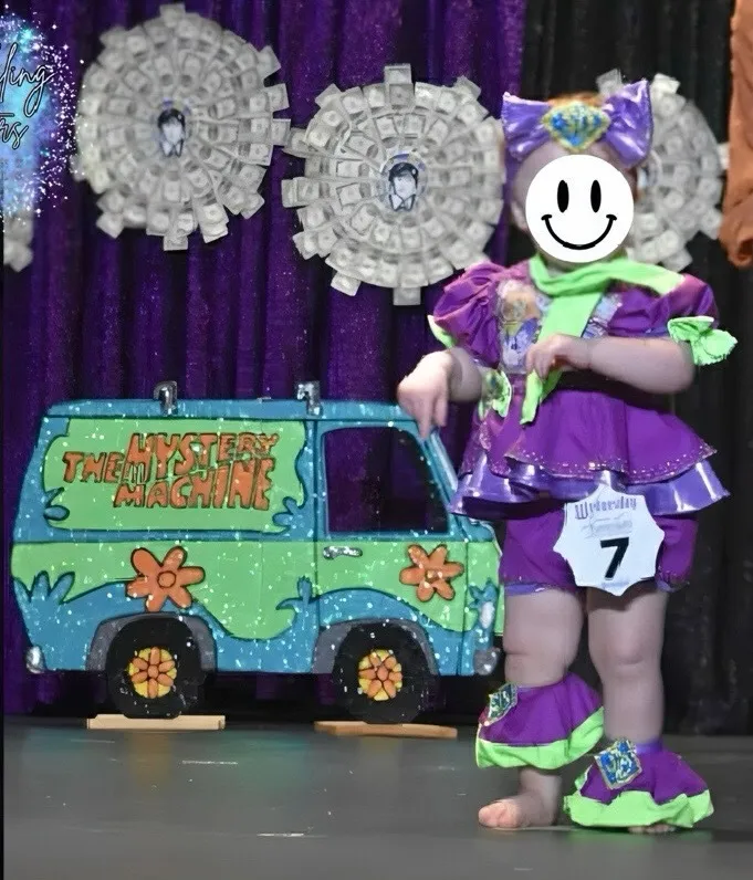 18/3 Scooby Doo/Daphne OOC