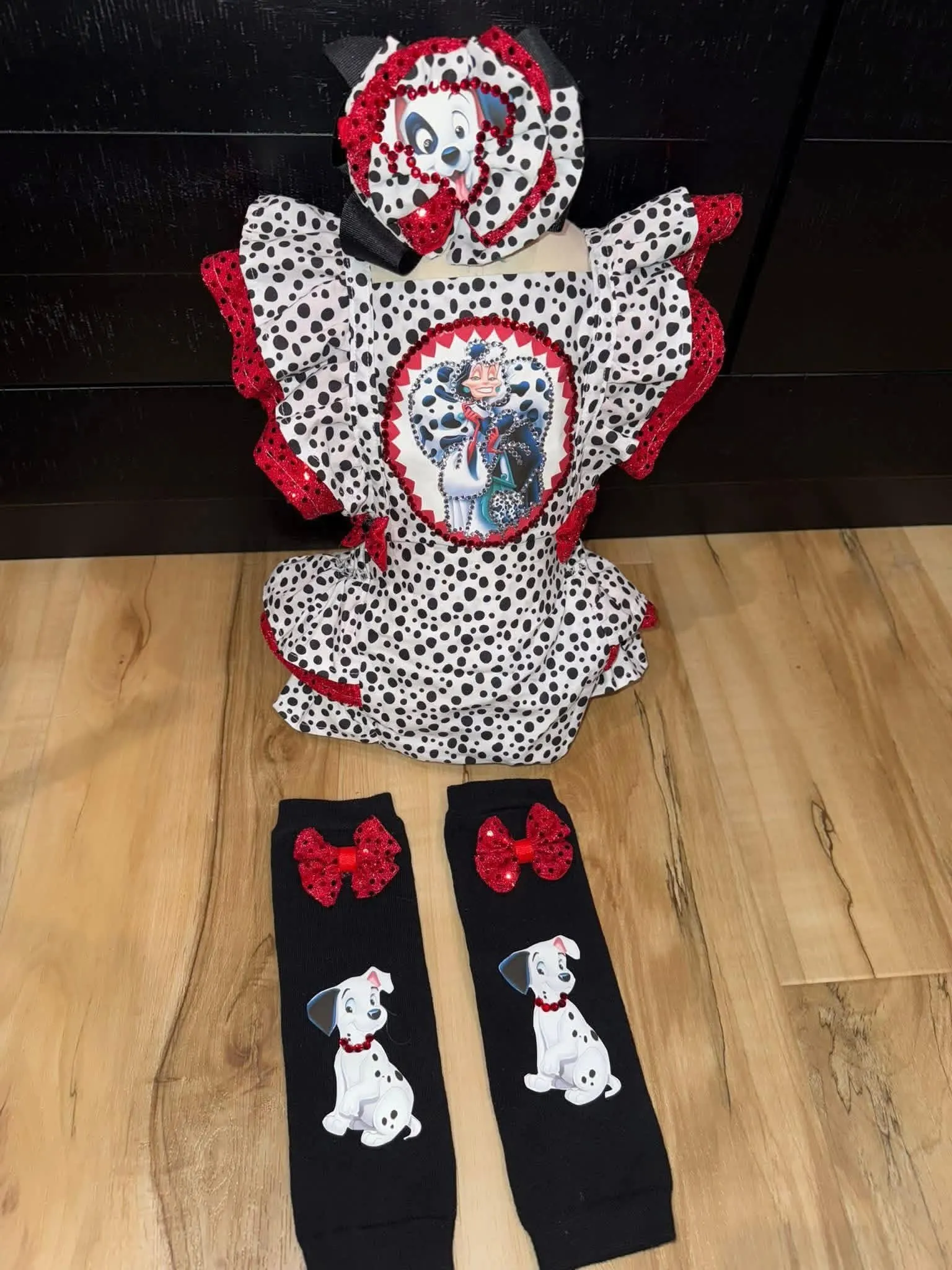 6/12 Mo. 101 Dalmatians OOC