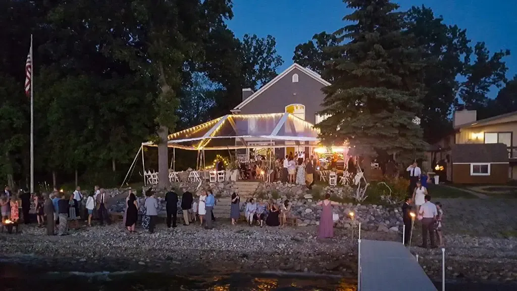 20 x 30 Clear Top Frame Tent