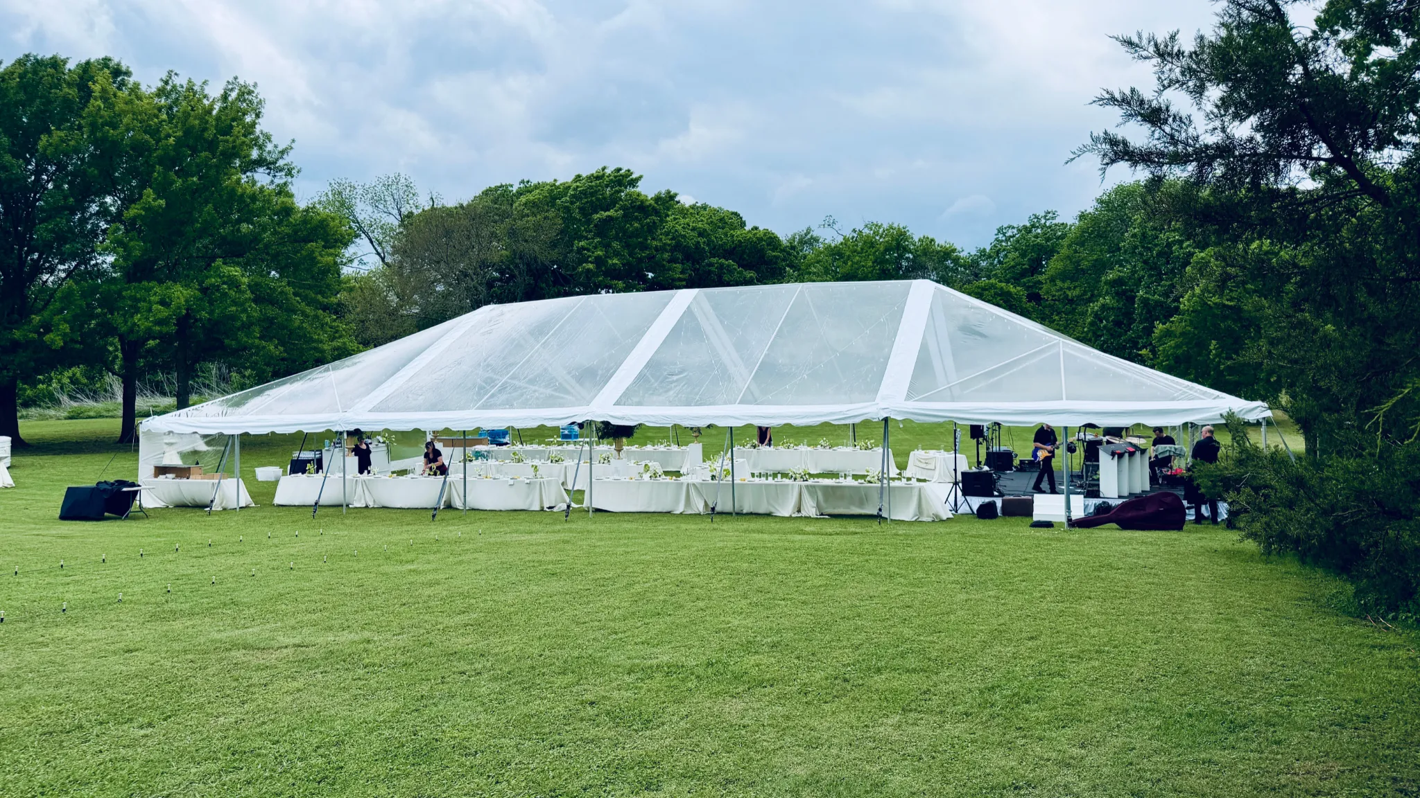 40 x 80 Clear Top Frame Tent 