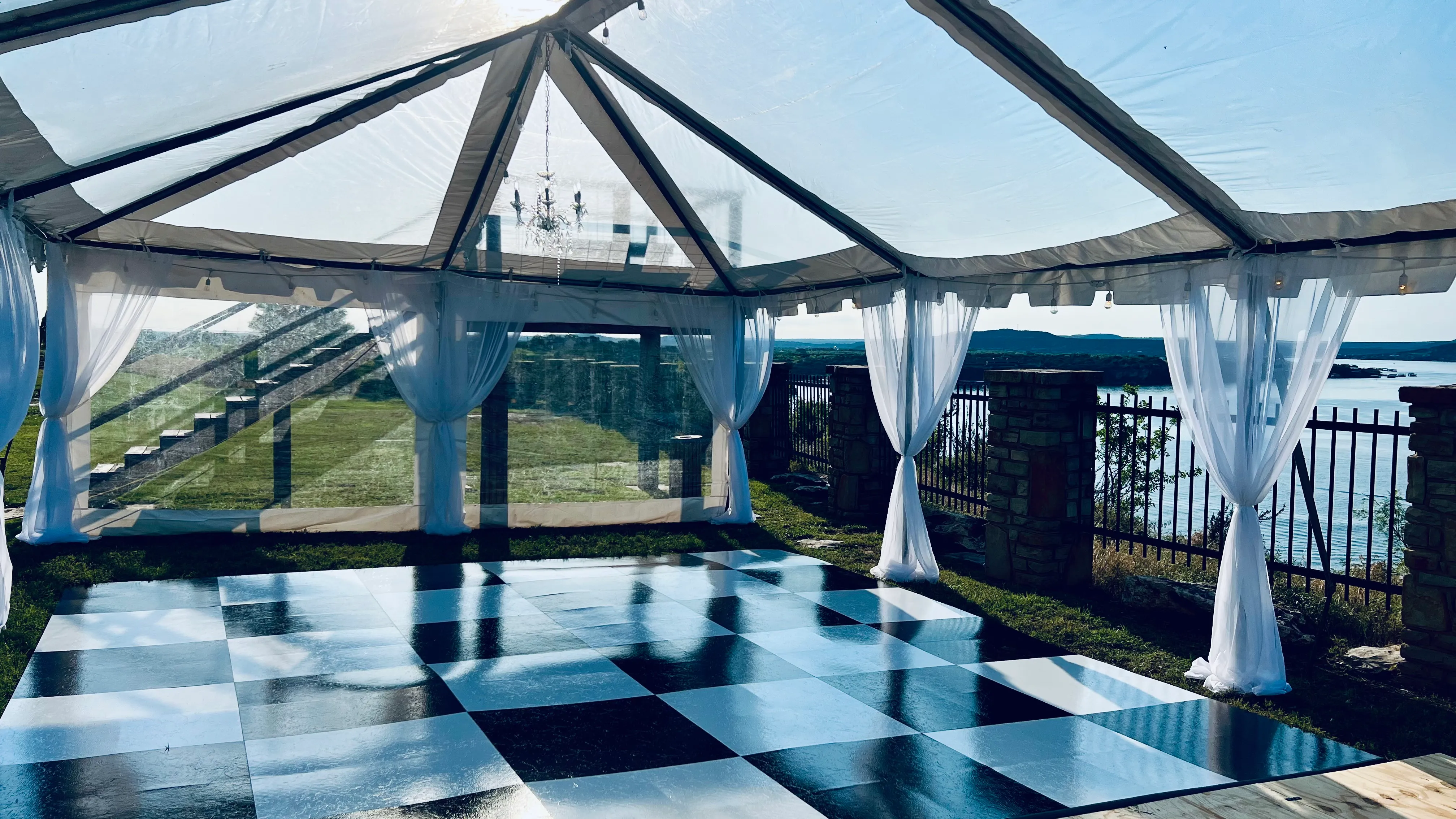 18' x 18' Black & White Dance Floor