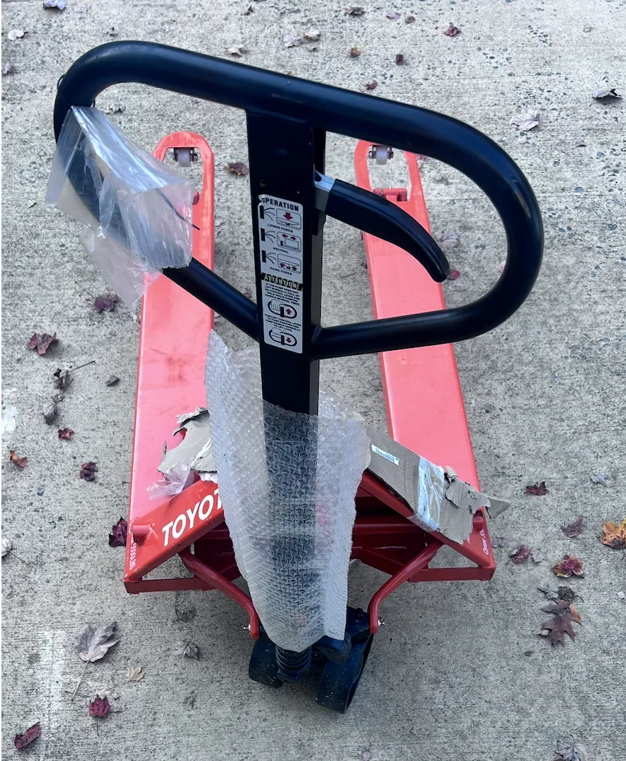 5500 lbs. Toyota Hand Pallet Jack