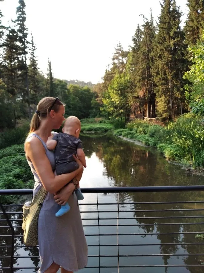 Family-friendly nature walk in Platanakia forest near Thessaloniki