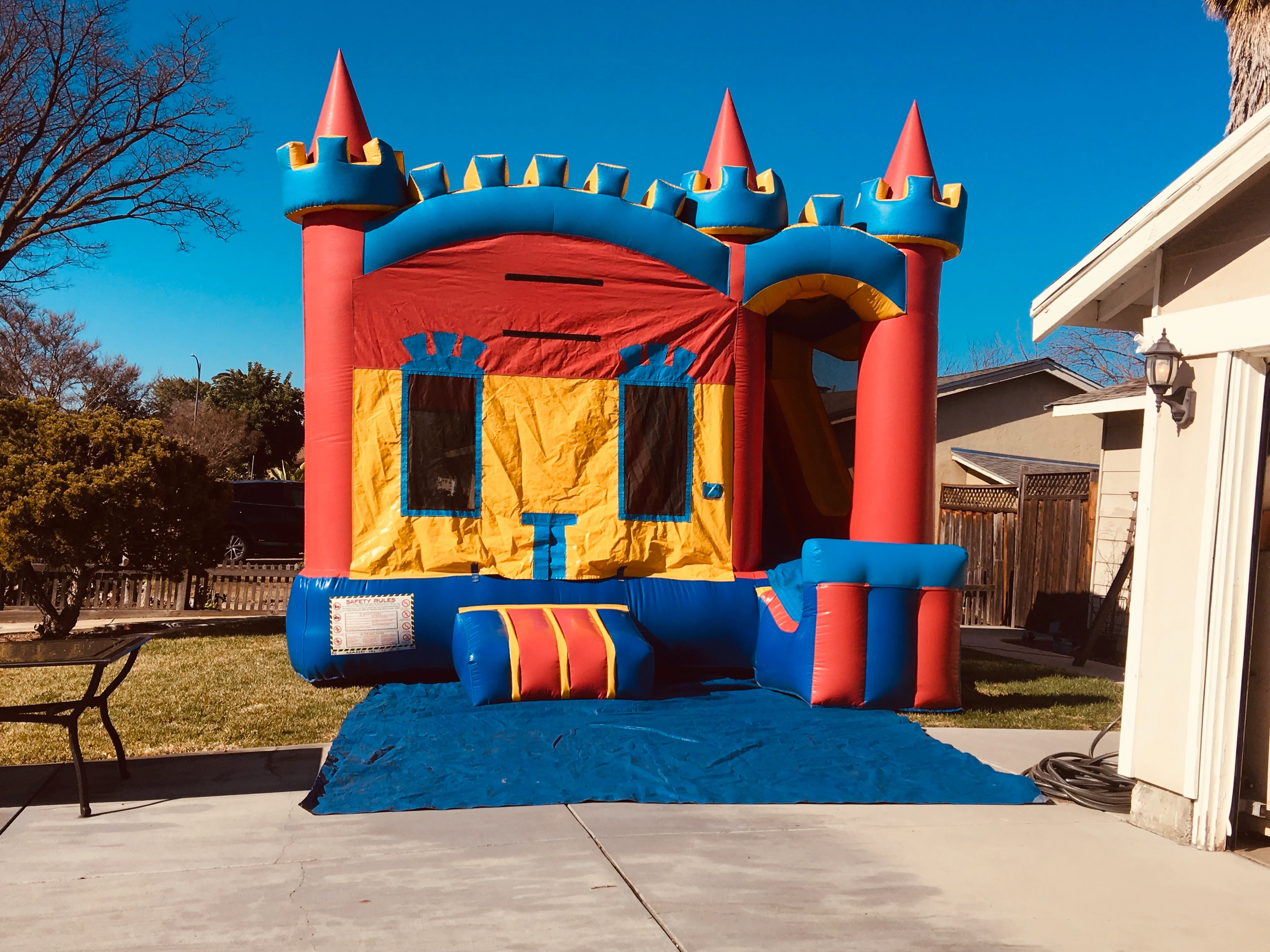 Large royal castle (30)