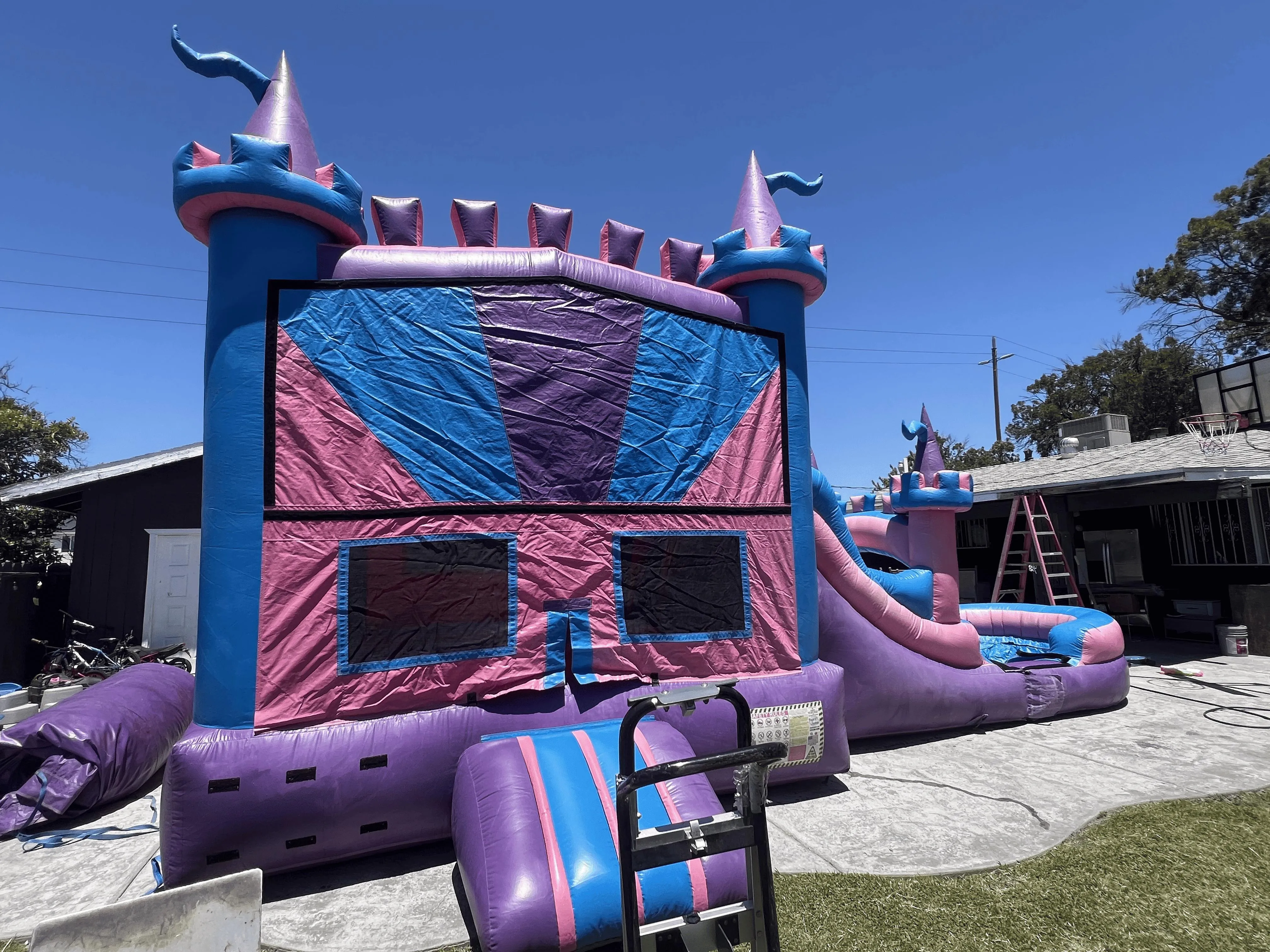 Queen Water Slide Castle (35)