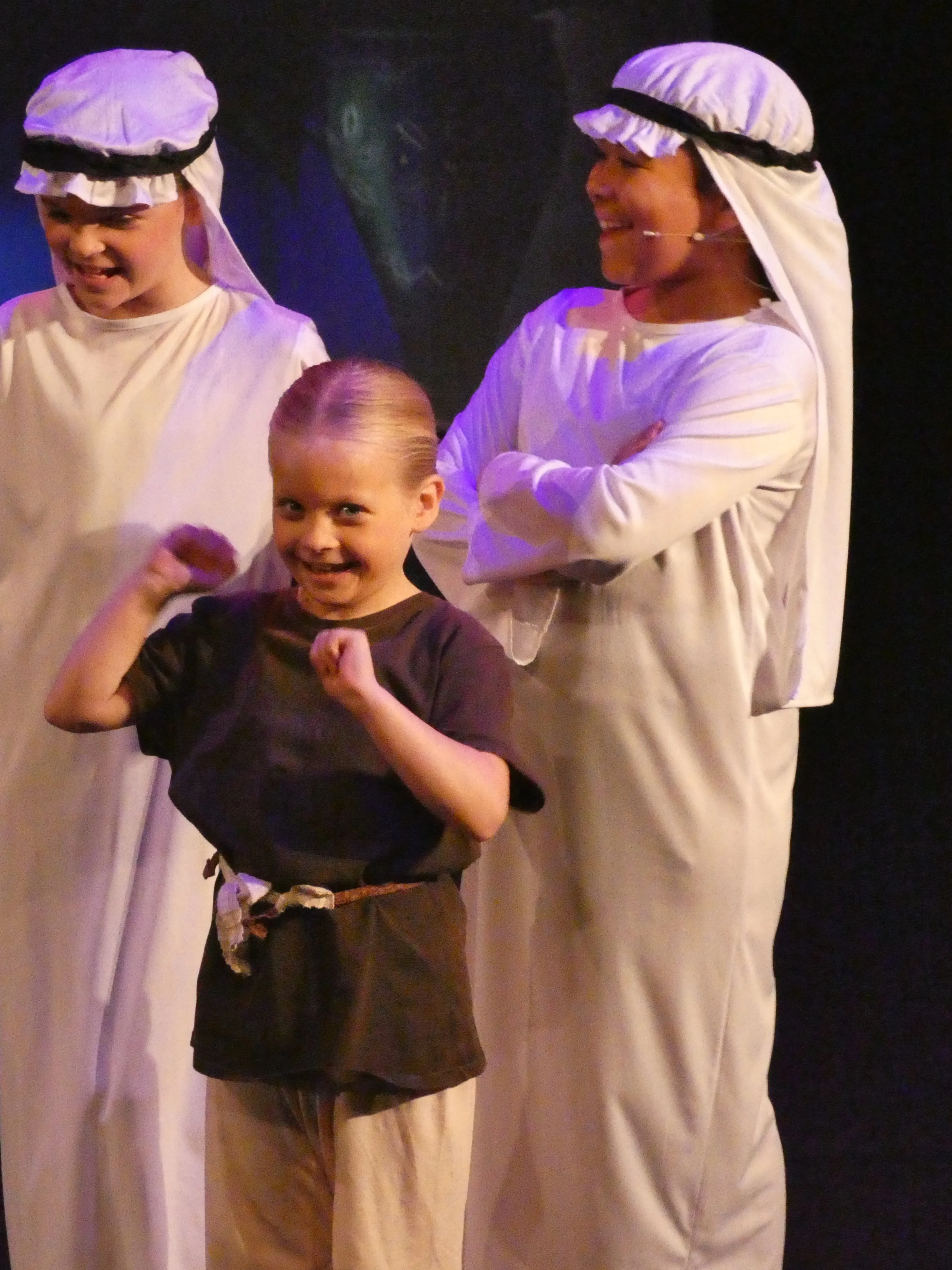 White Arabian tunic and head piece - Aladdin