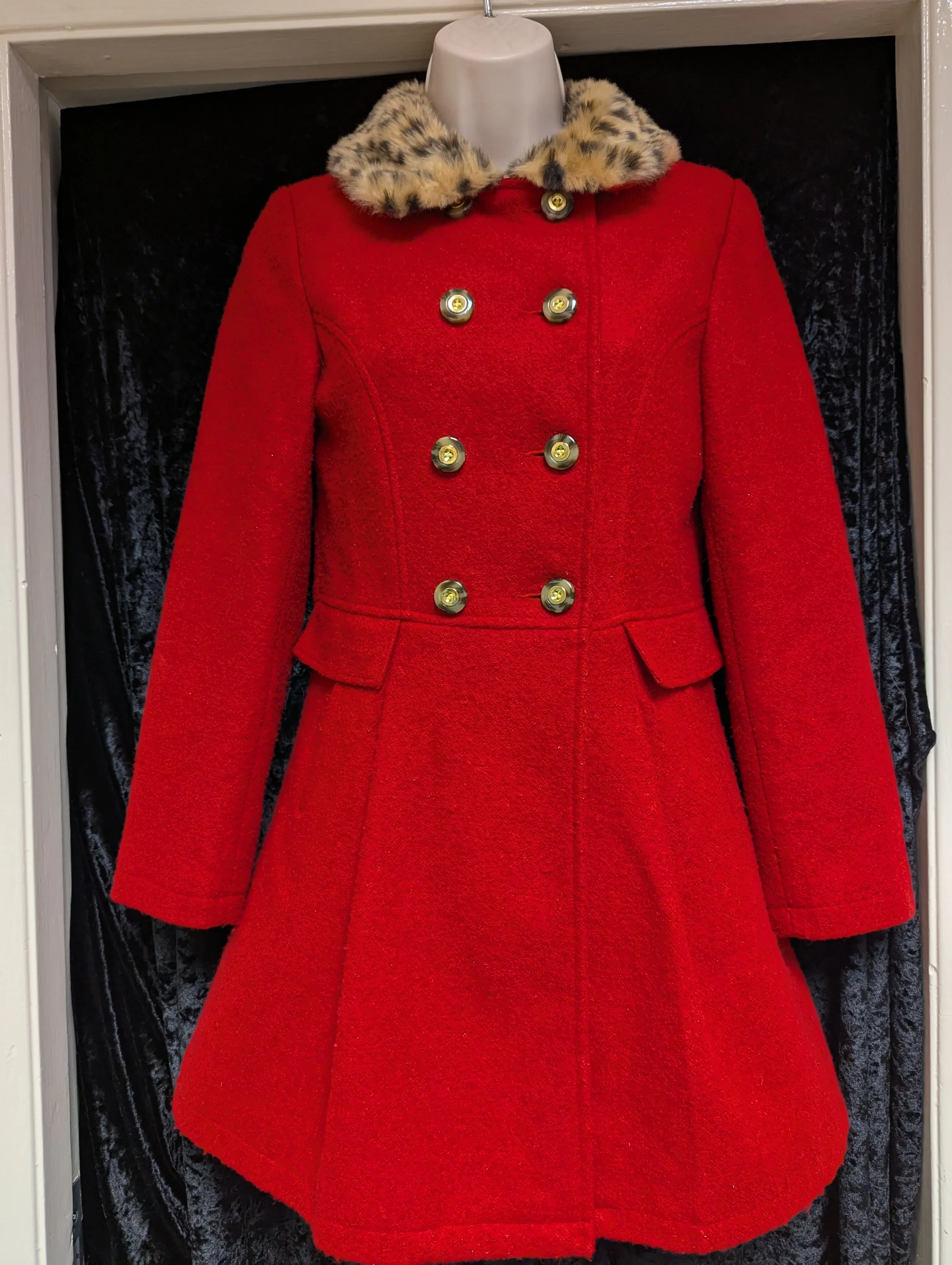 Red coat with fur collar - can be used for Annie