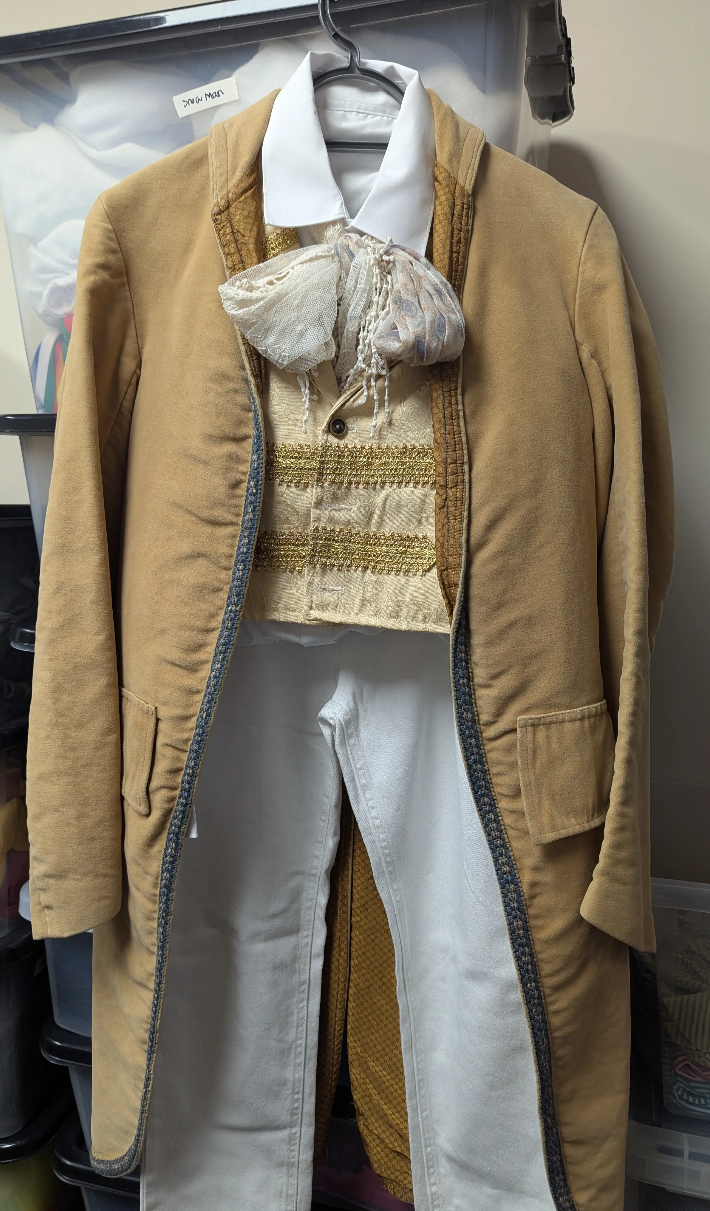 Alice in Wonderland - White Rabbit (Beige tailcoat,  white shirt, white jeans, gold waistcoat, bow tie and Hat)