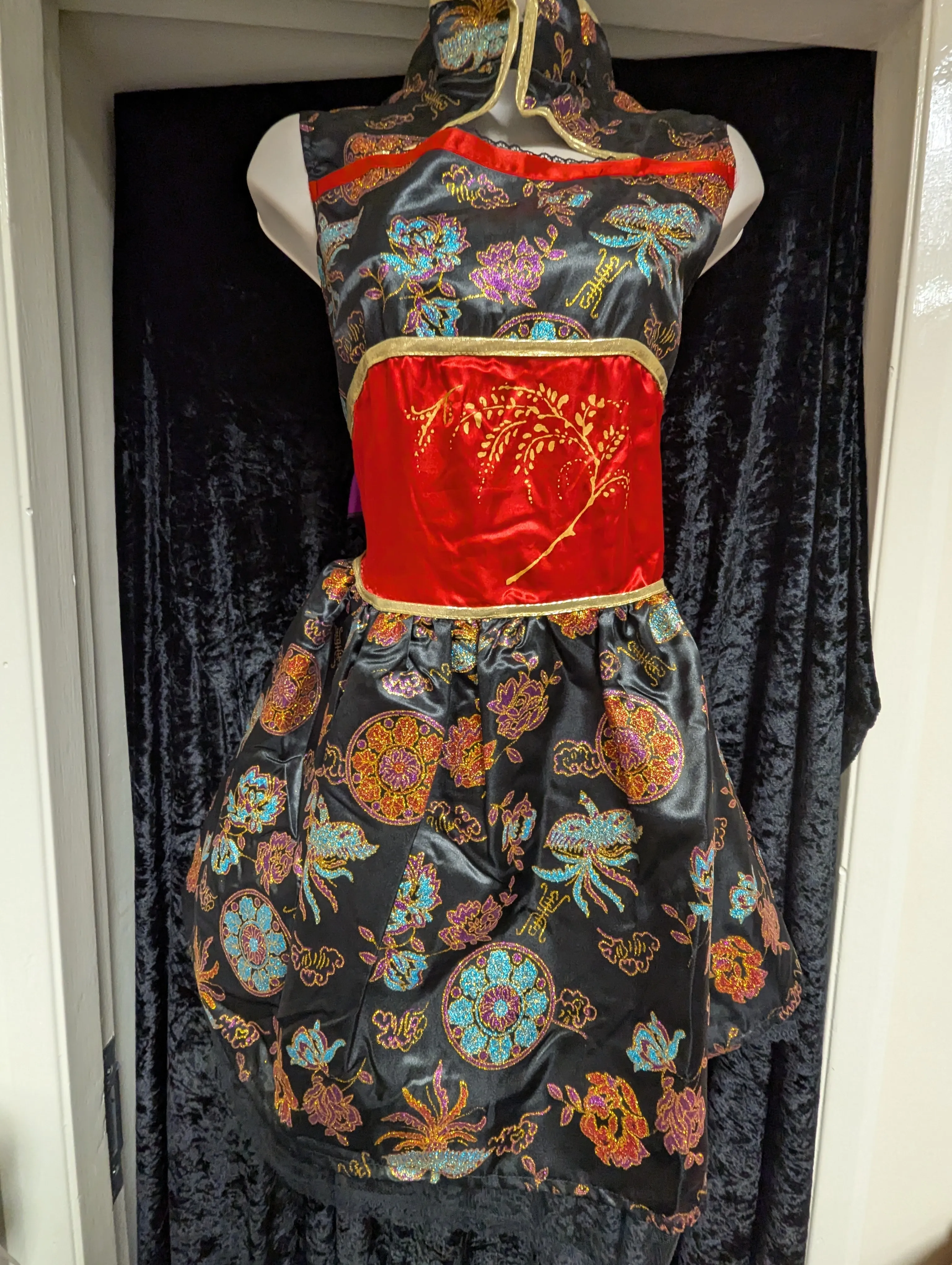 Moulin style girls dress