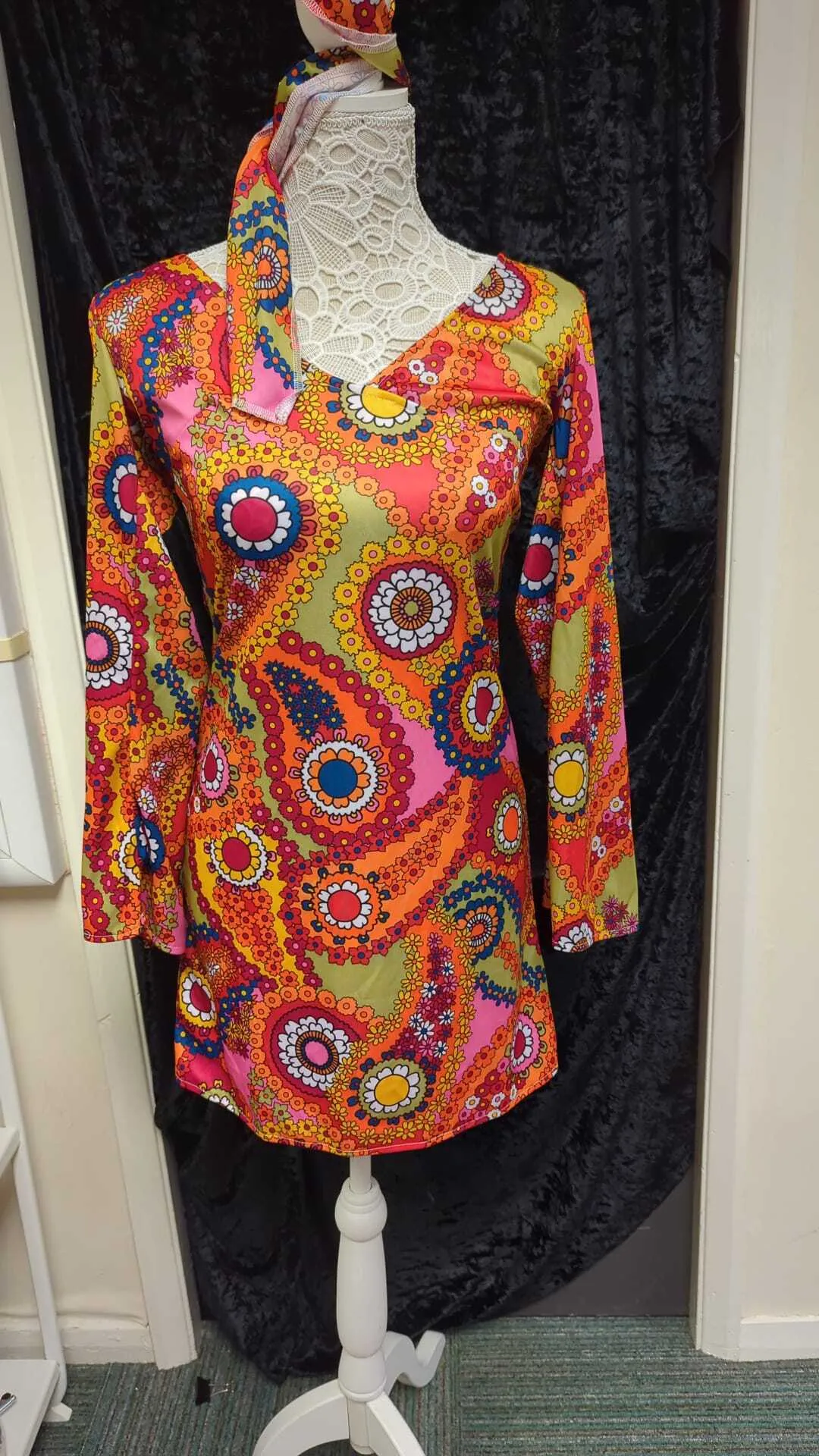 Psychedelic V Neck Long Sleeved Dress  - 60\s style