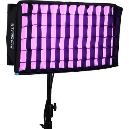 lampa Nanlite PavoSlim 120C RGBWW (150W)