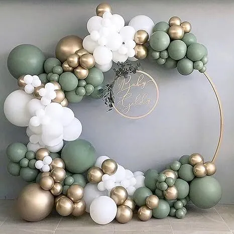 Ballon Hoop Wall with Crescent  Garland