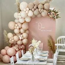 1 Panel Chiara Arch and Half Balloon Garland