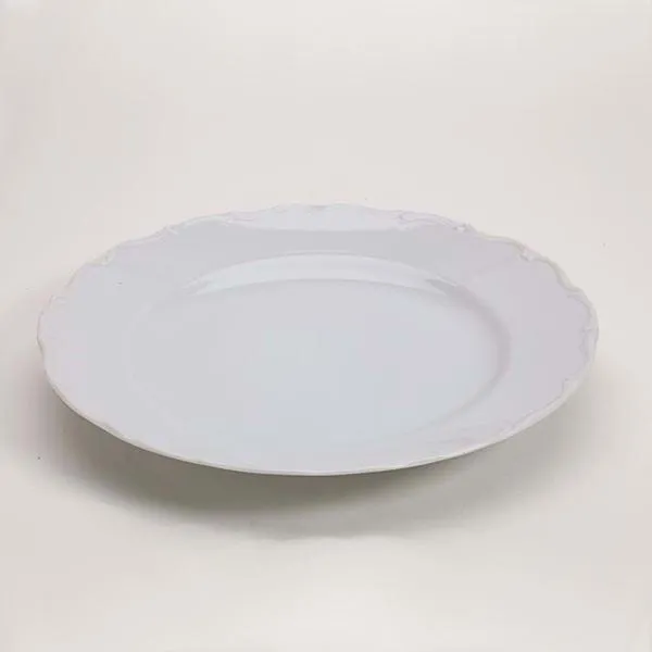 Scalloped Embellished Plates